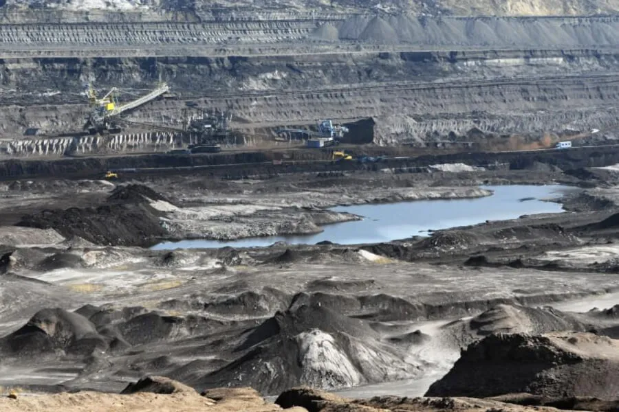 摆线减速机在煤矿工业通风与抽气设备中的应用场景
