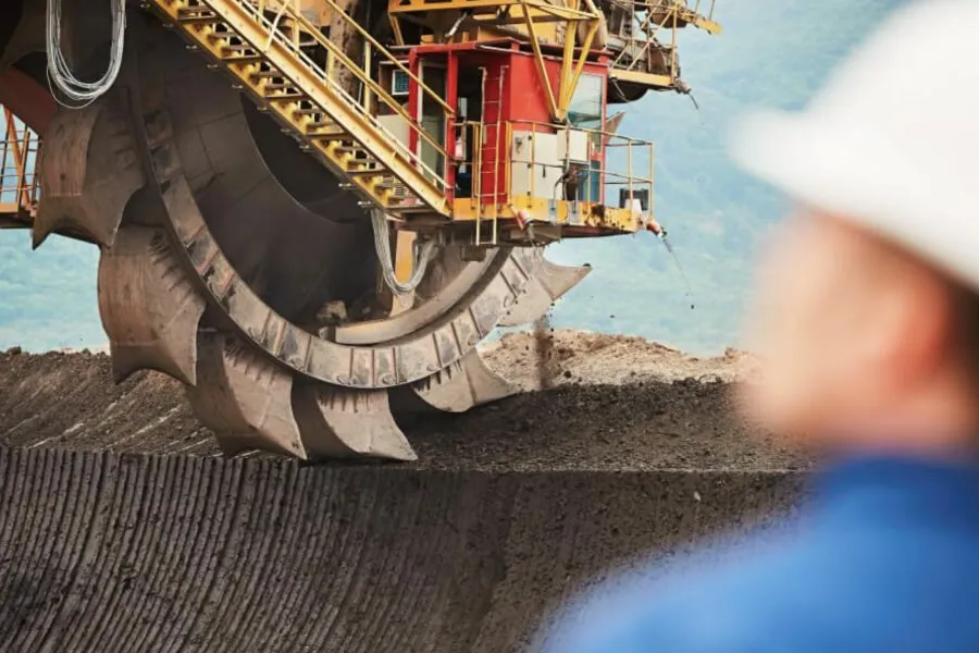 摆线减速机在煤矿工业通风与抽气设备中的应用场景
